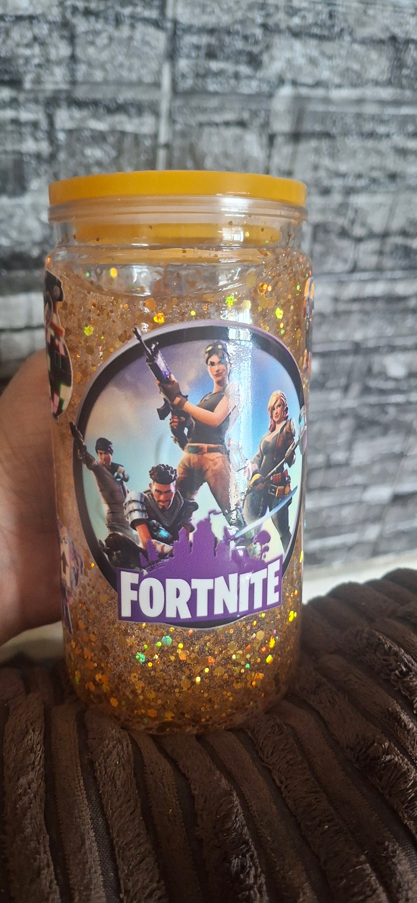 Pre made stay suspended snow globe tumbler's/Beackers